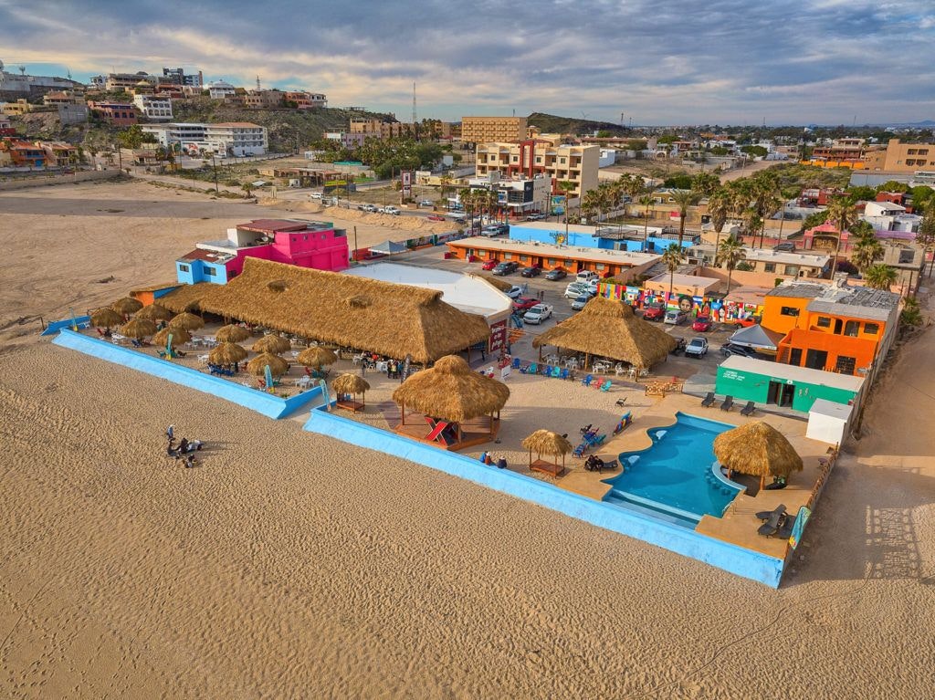 manny-s-beach-club-021