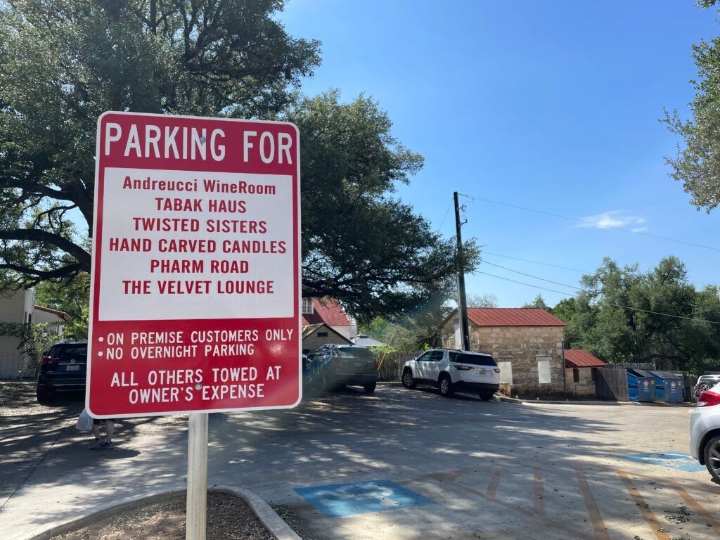 twisted-sisters-bake-shop-008