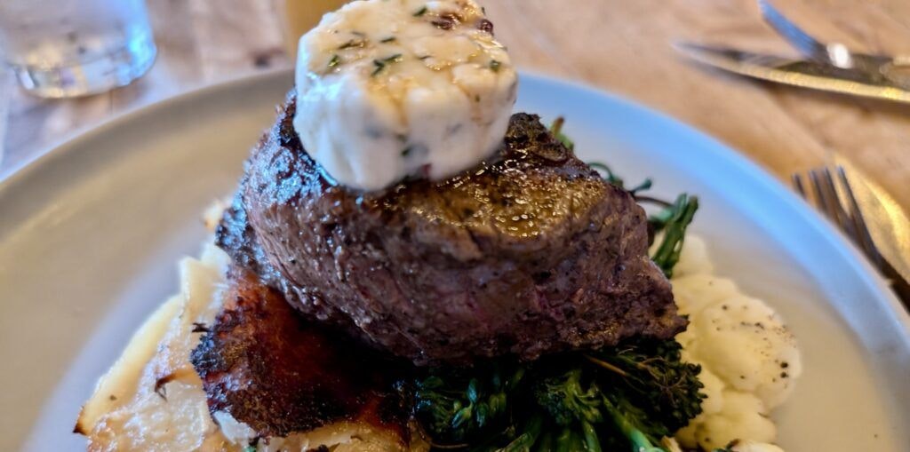 ember-restaurant-002