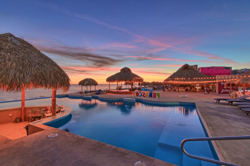 manny-s-beach-club-017