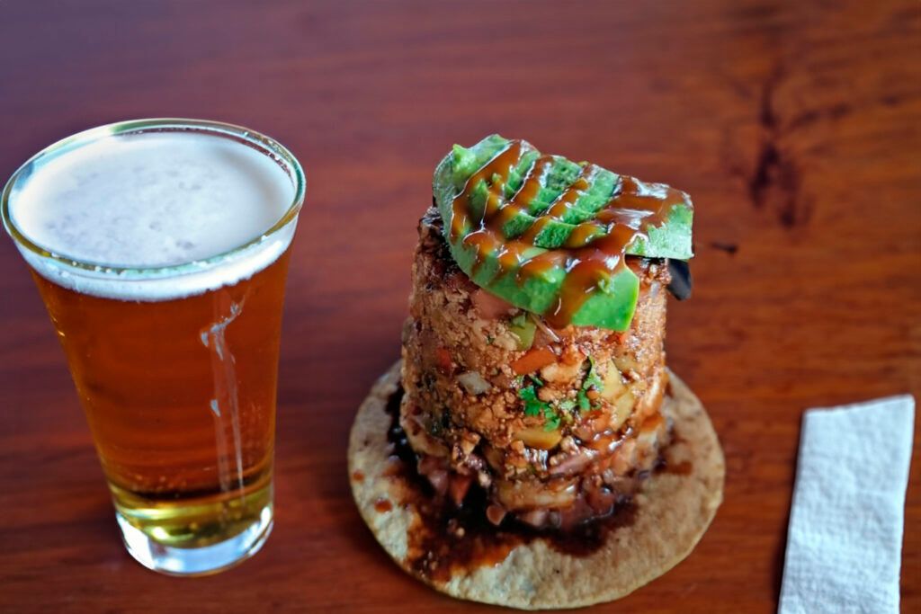 Mariscos Los Perrones