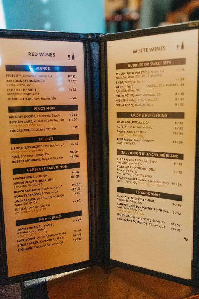 the-golden-goose-american-grill-017