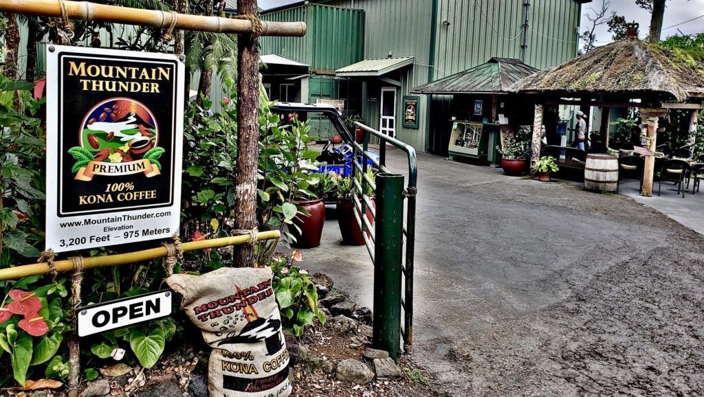 mountain-thunder-coffee-plantation-002