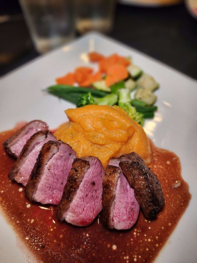 todd-s-unique-dining-003