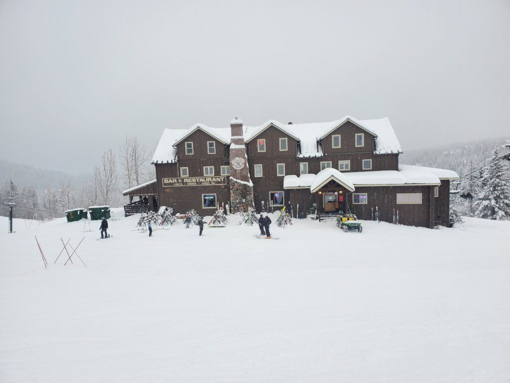 Hellroaring Saloon & Eatery