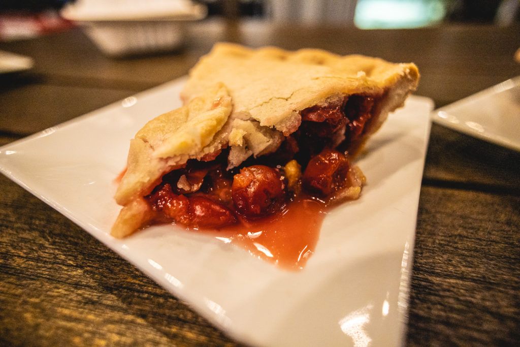 slice-of-humboldt-pie-and-local-cider-bar-002