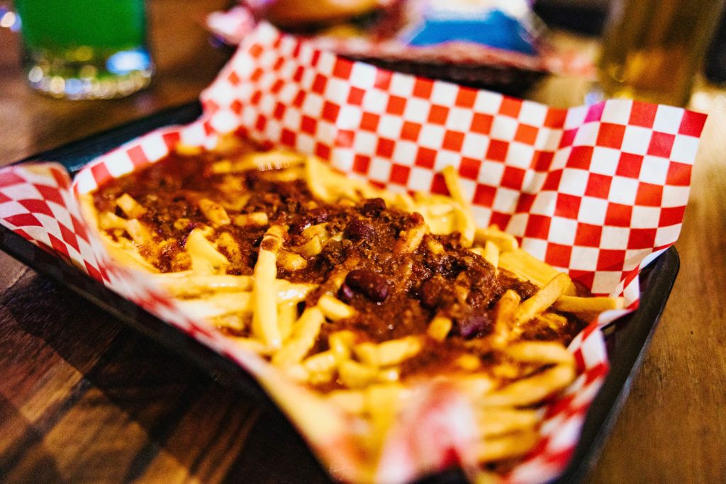 the-locker-room-sports-bar-013