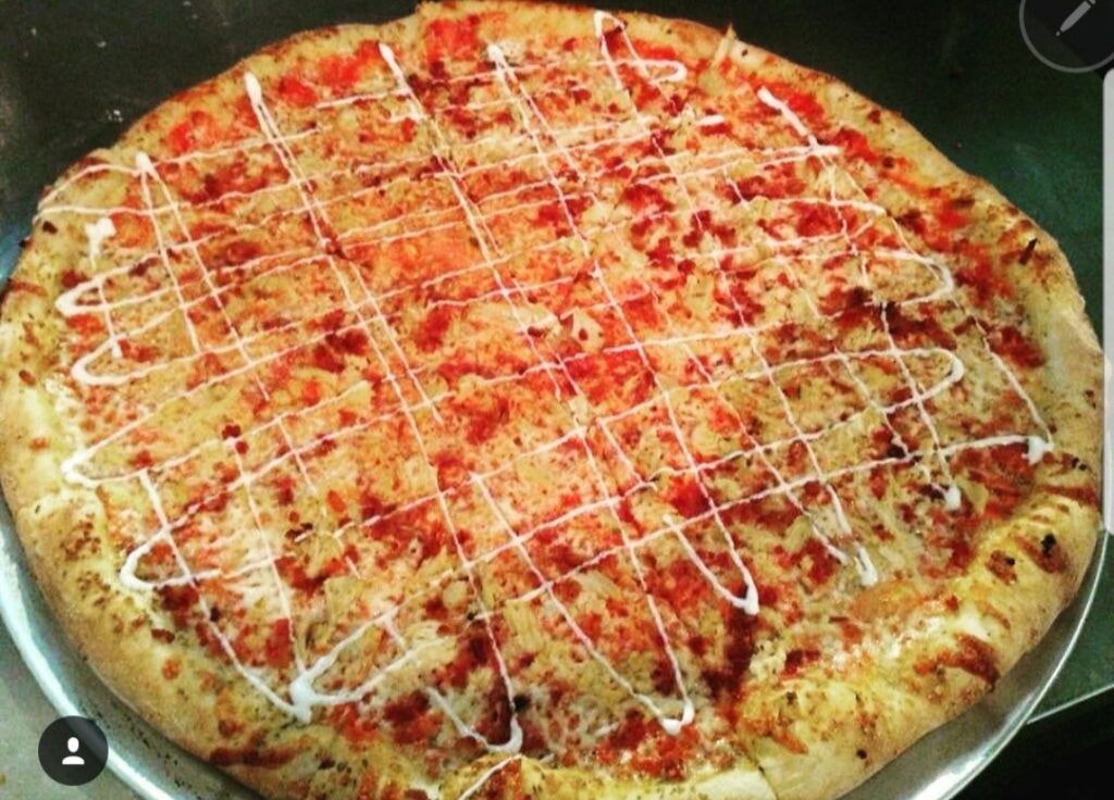 mountain-slice-pizzeria-and-creamery-003