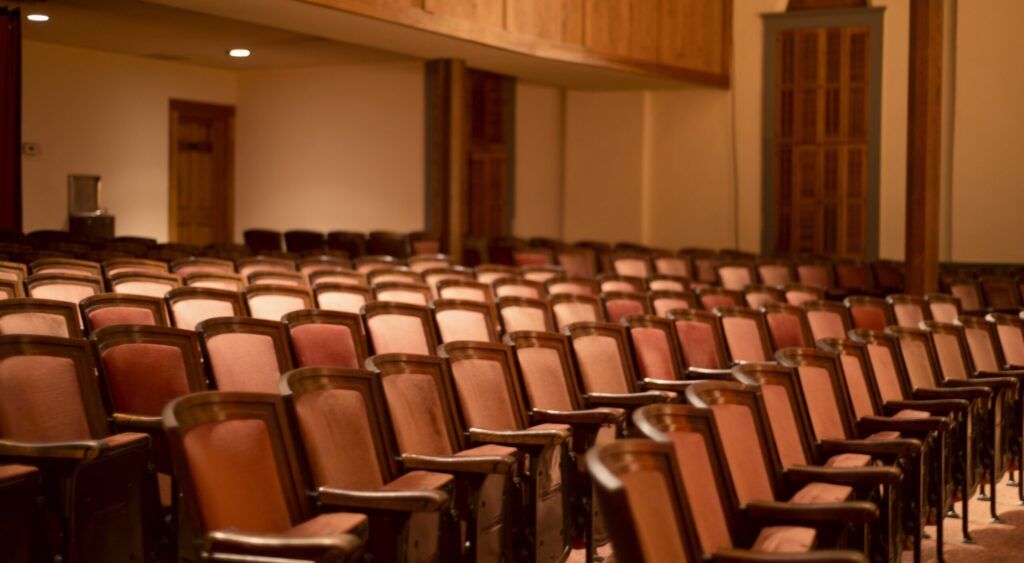 the-uvalde-grand-opera-house-002