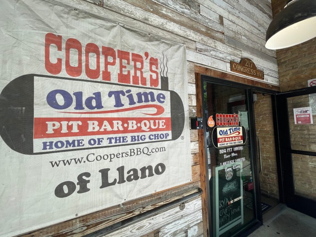 cooper-s-old-time-pit-bar-b-que-001