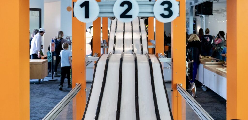 moxi-the-wolf-museum-of-exploration-innovation-003