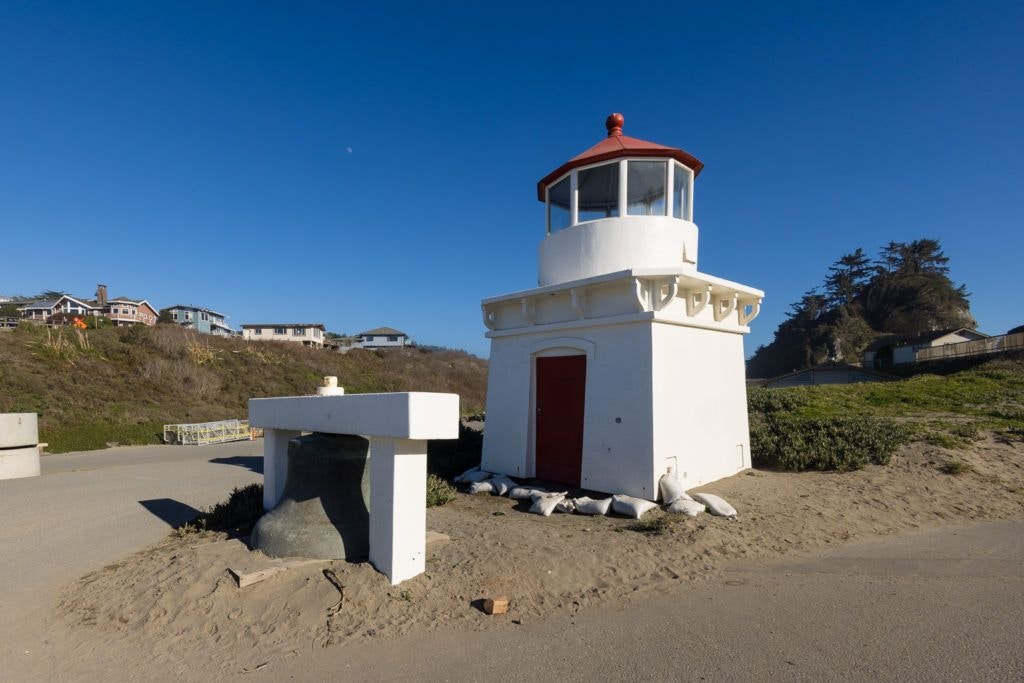 trinidad-memorial-and-lighthouse-002