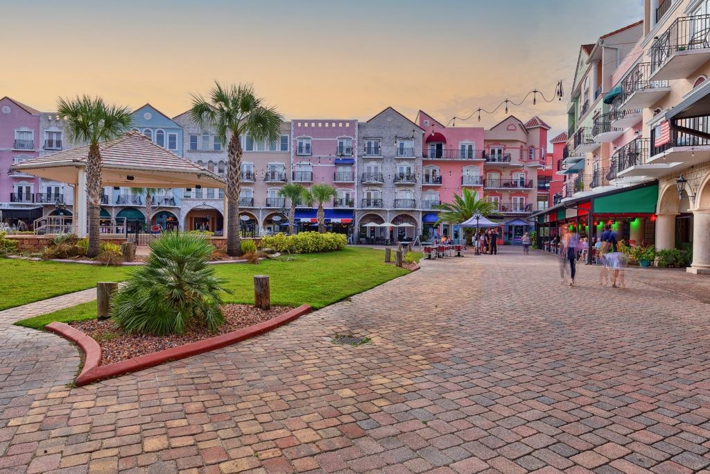 day-trip-to-european-village-010