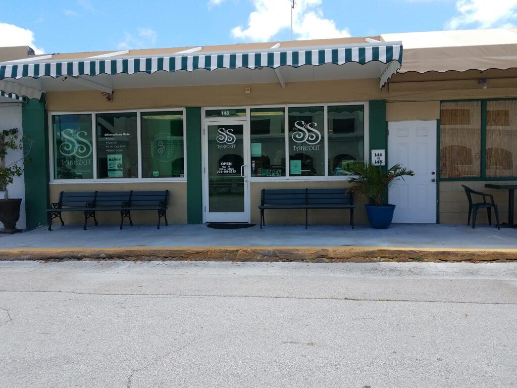 the-s-and-s-cafe-and-wine-bar-002