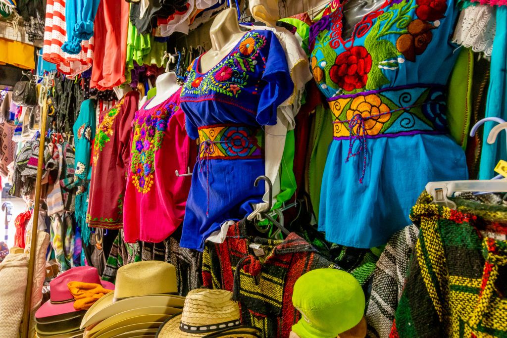 old-port-port-and-shopping-district-009