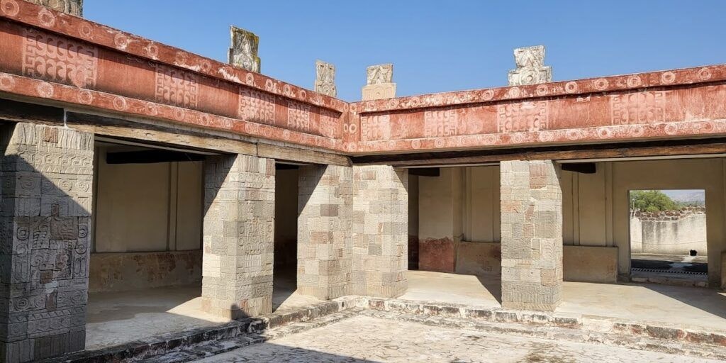 pyramids-of-teotihuacan-002