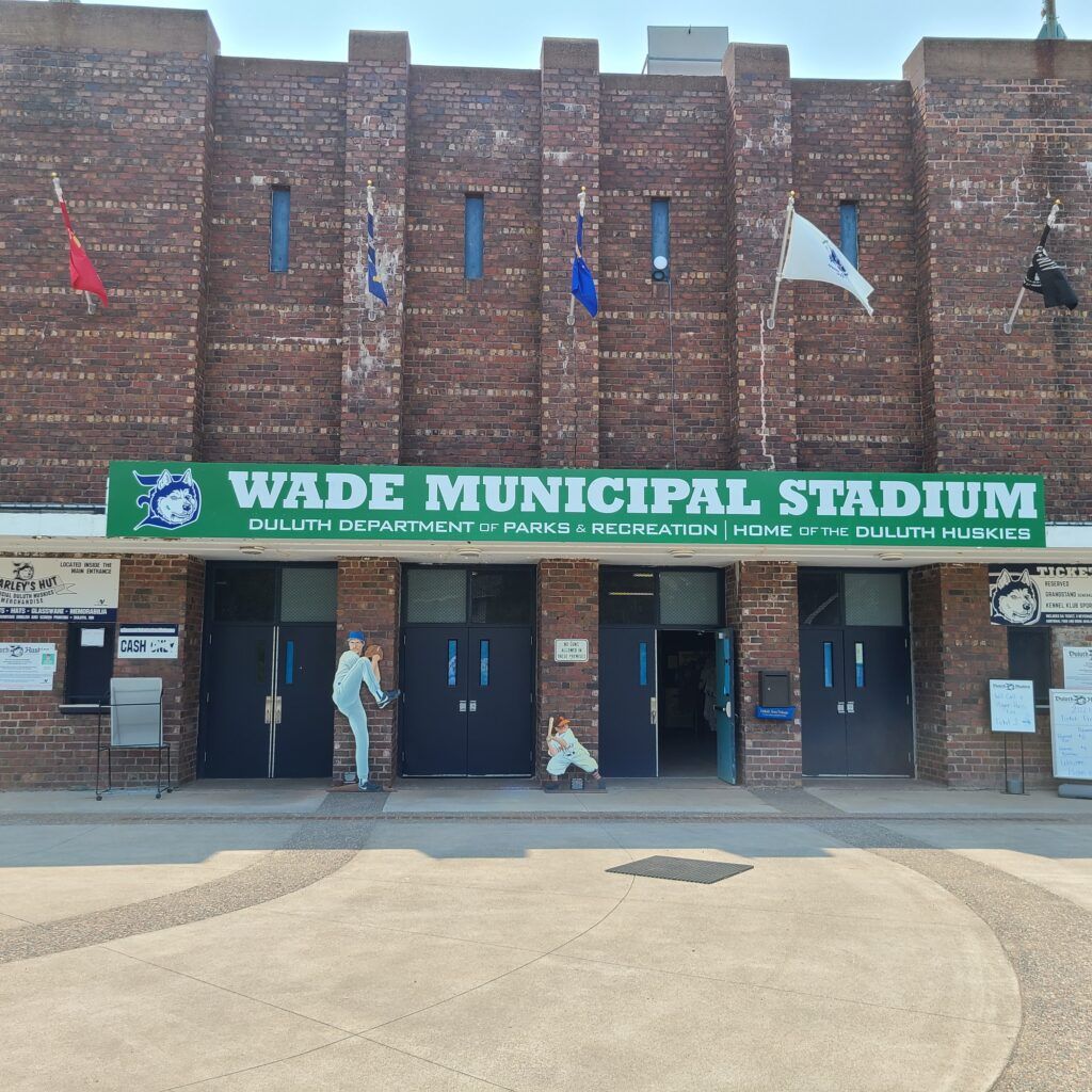 wade-stadium-002