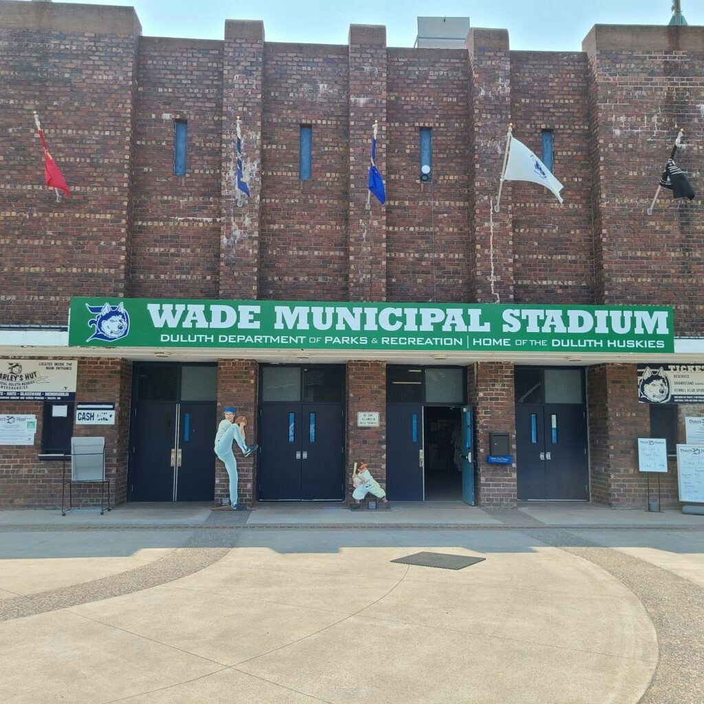 wade-stadium-002