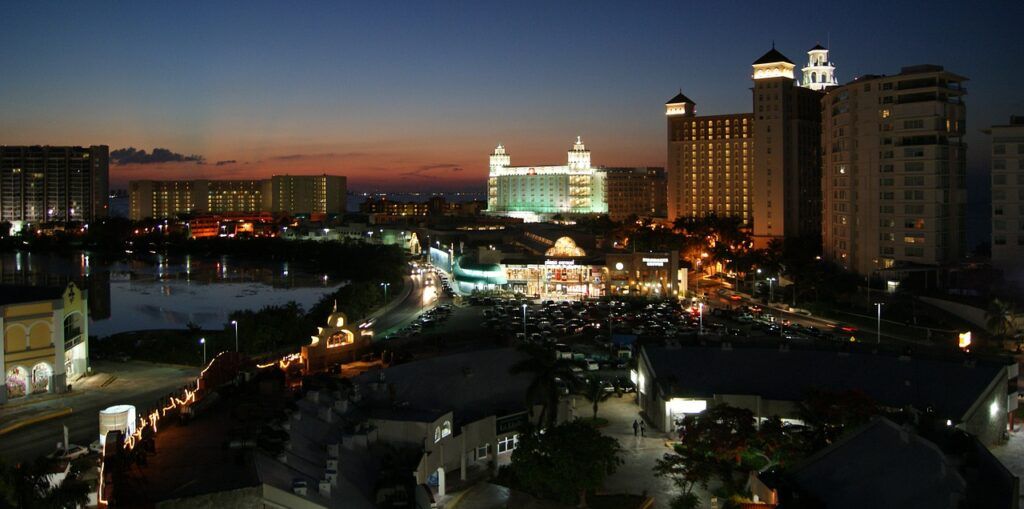 boulevard-kukulcan-004