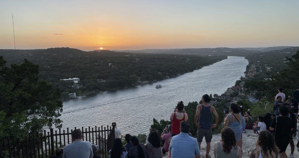 mount-bonnell-004