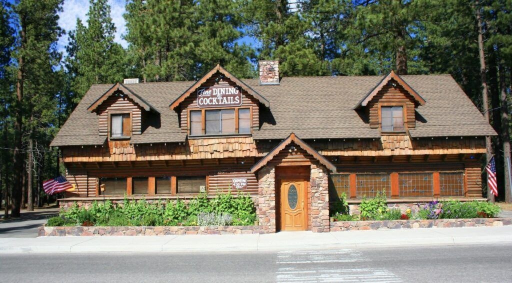 captain-s-anchorage-restaurant-and-bar-001