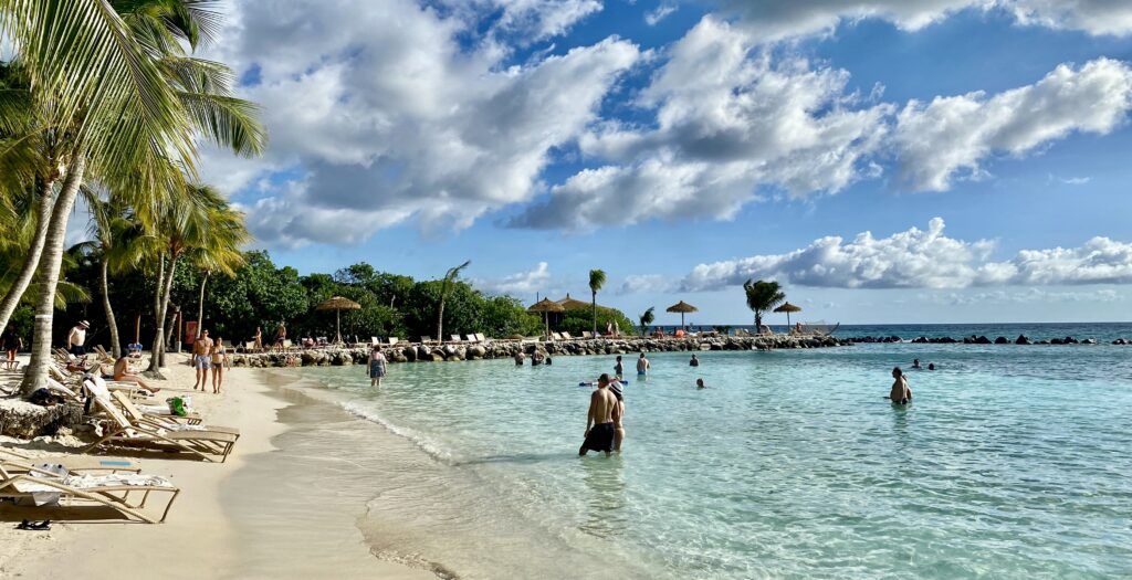 renaissance-island-004