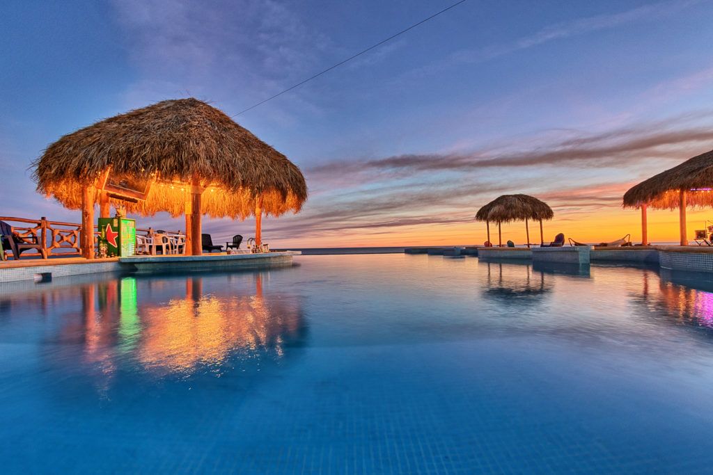 manny-s-beach-club-016