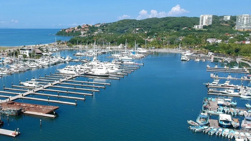 La Cruz de Huanacaxtle