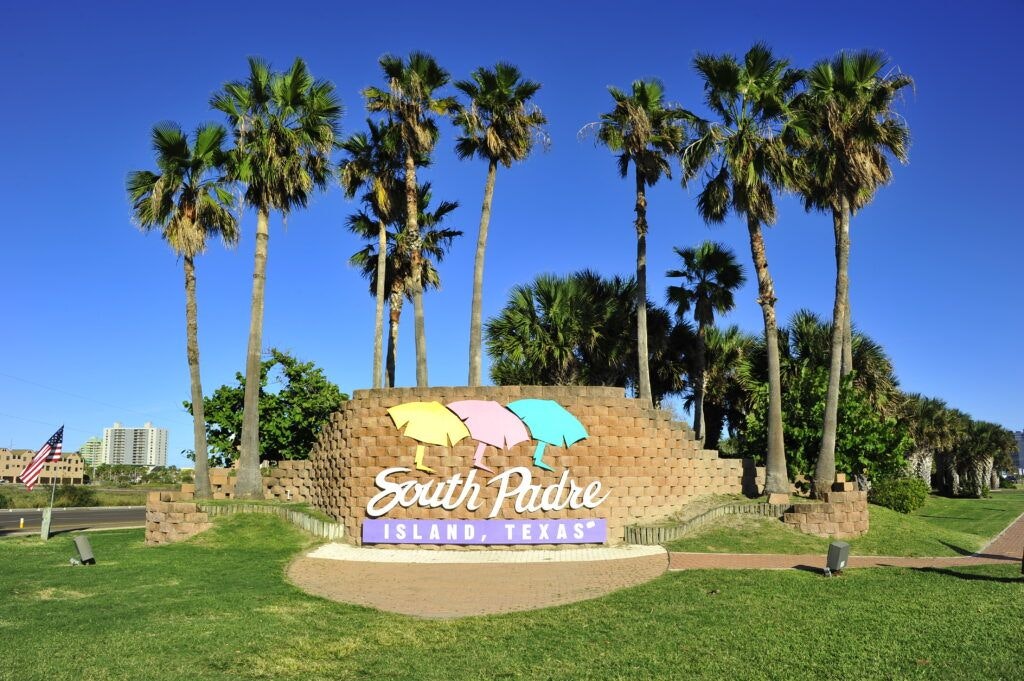 south-padre-island-things-to-do-south-padre-island-welcome-sign-south-padre-island-welcome-sign-001