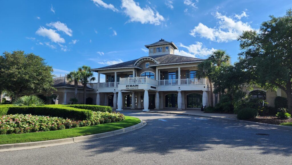 21 Main at North Beach