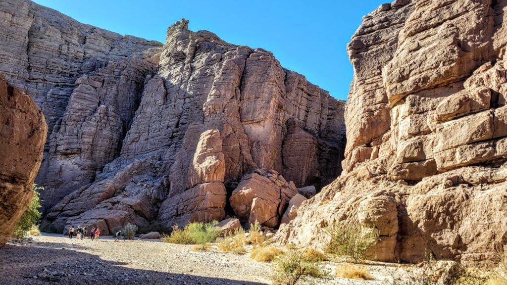 painted-canyon-trailhead-001