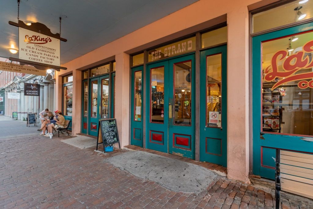 la-king-s-confectionary-galveston-015