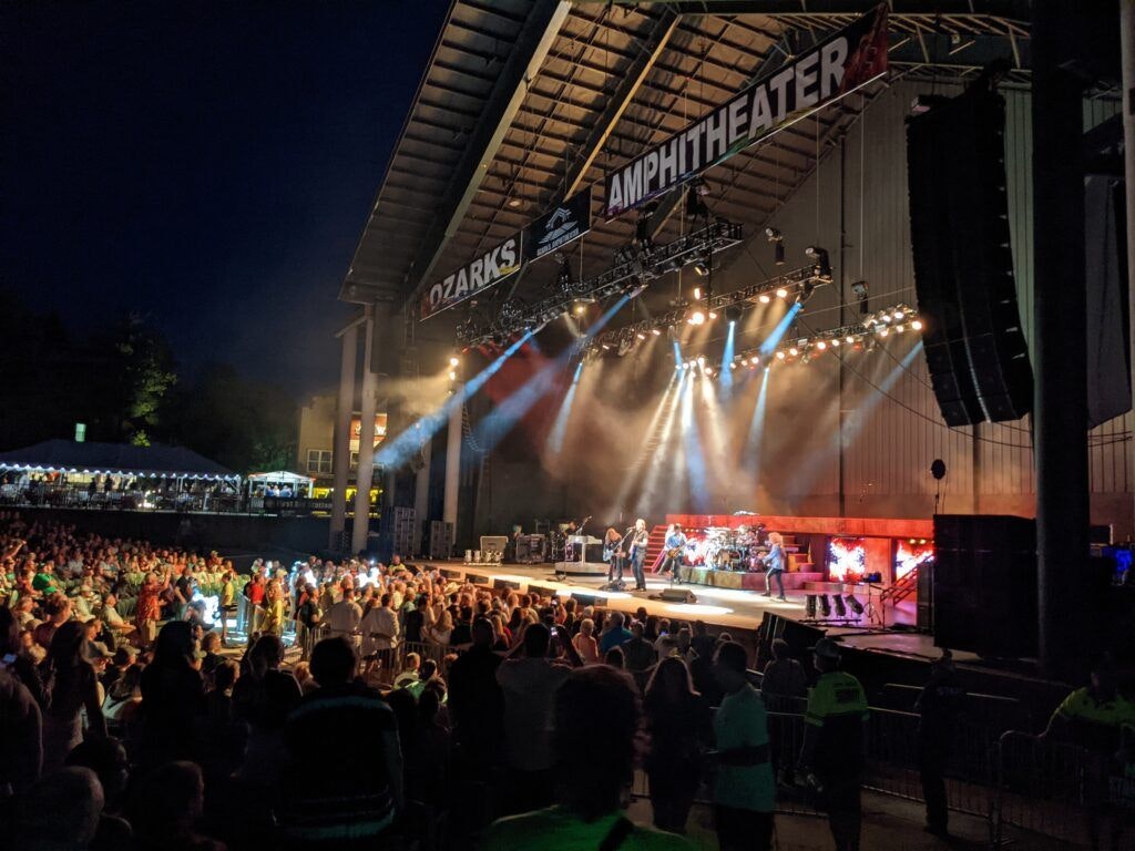 ozarks-amphitheater-003