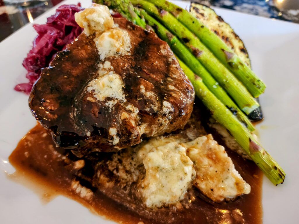 vinny-s-euro-american-cuisine-003