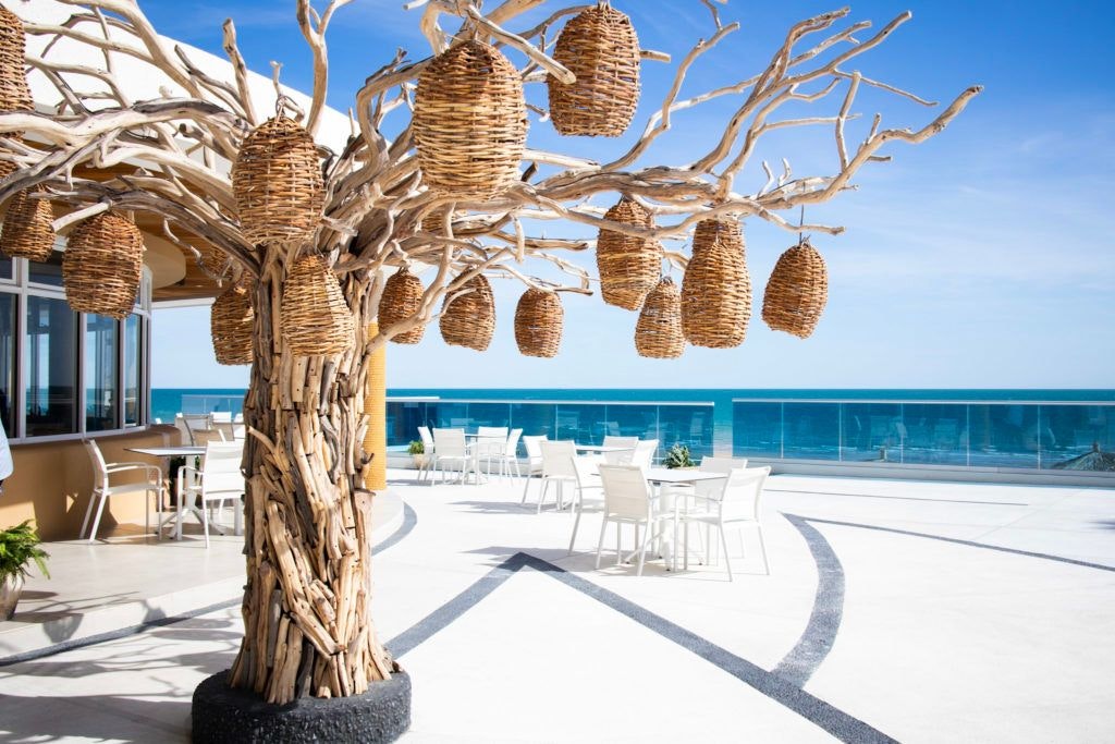 santo-coyote-ocean-cantina-encantame-towers-035