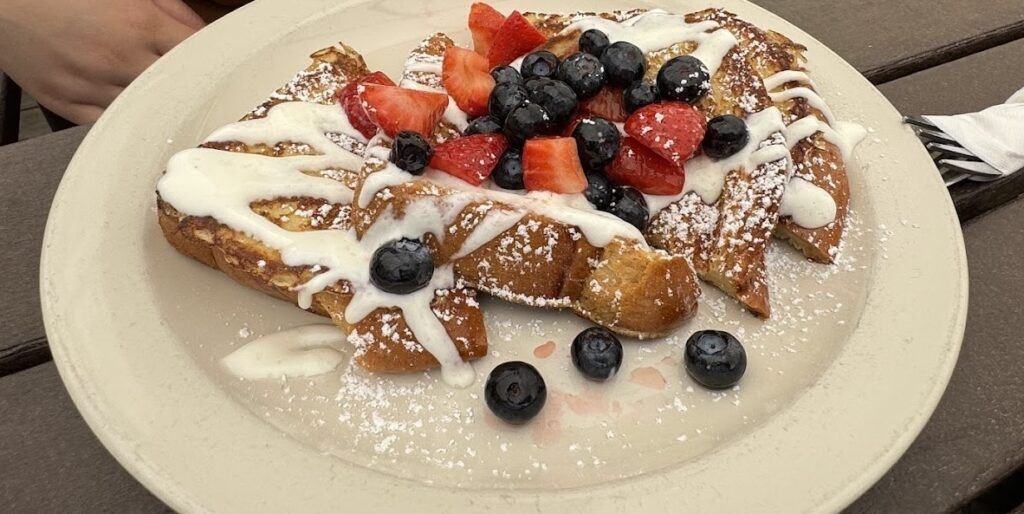 goodlife-cafe-and-bakery-003