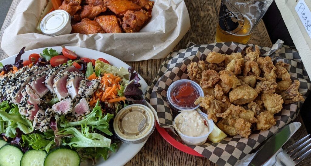 cannon-beach-hardware-and-public-house-002