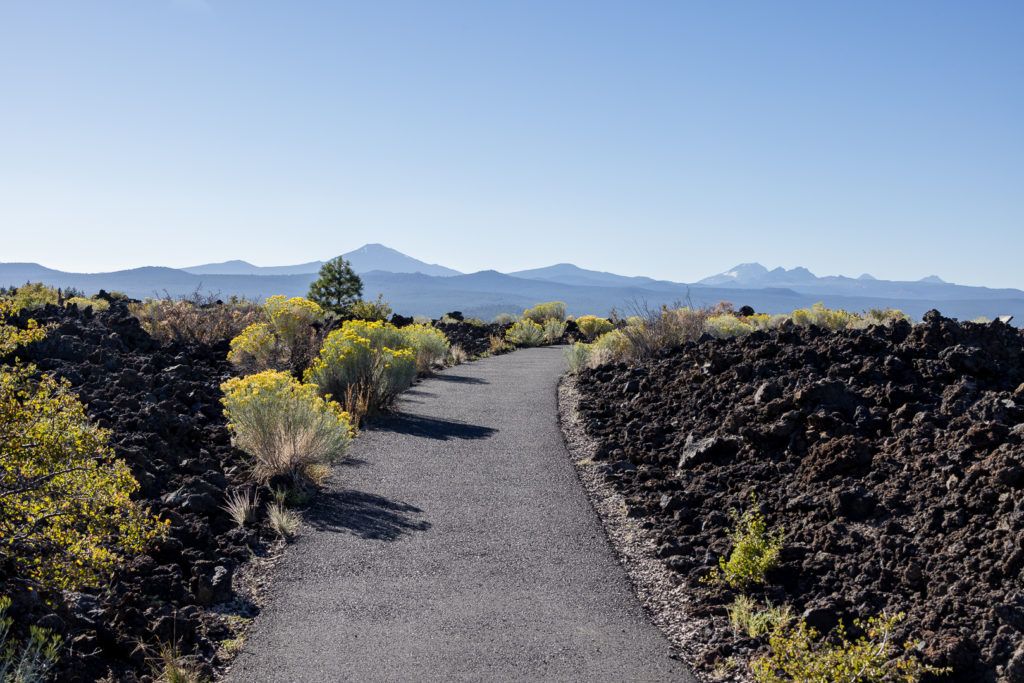 lava-butte-and-lands-visitor-center-014