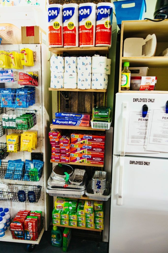 the-creek-company-store-in-silver-creek-010