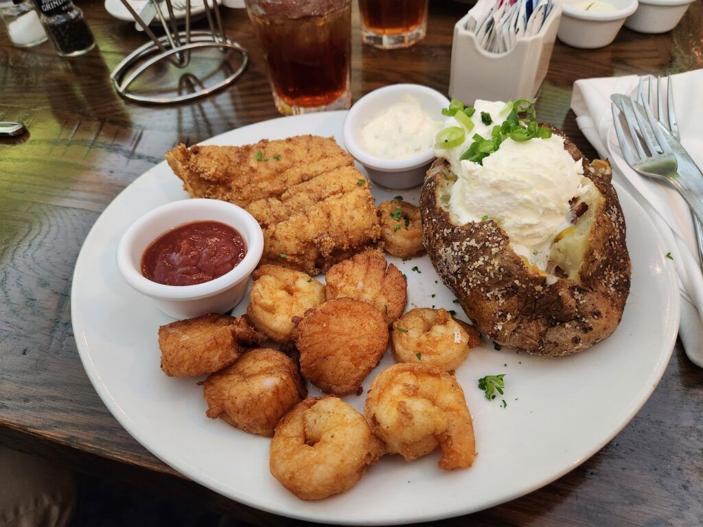 sea-captain-s-house-002