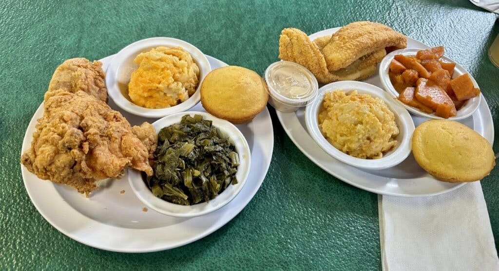 the-four-way-soul-food-restaurant-003