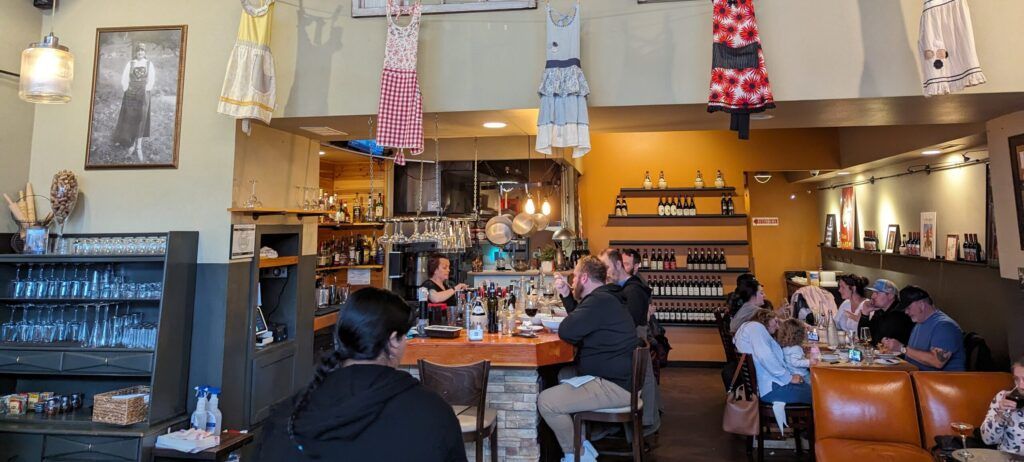 Nonni's Italian Bistro