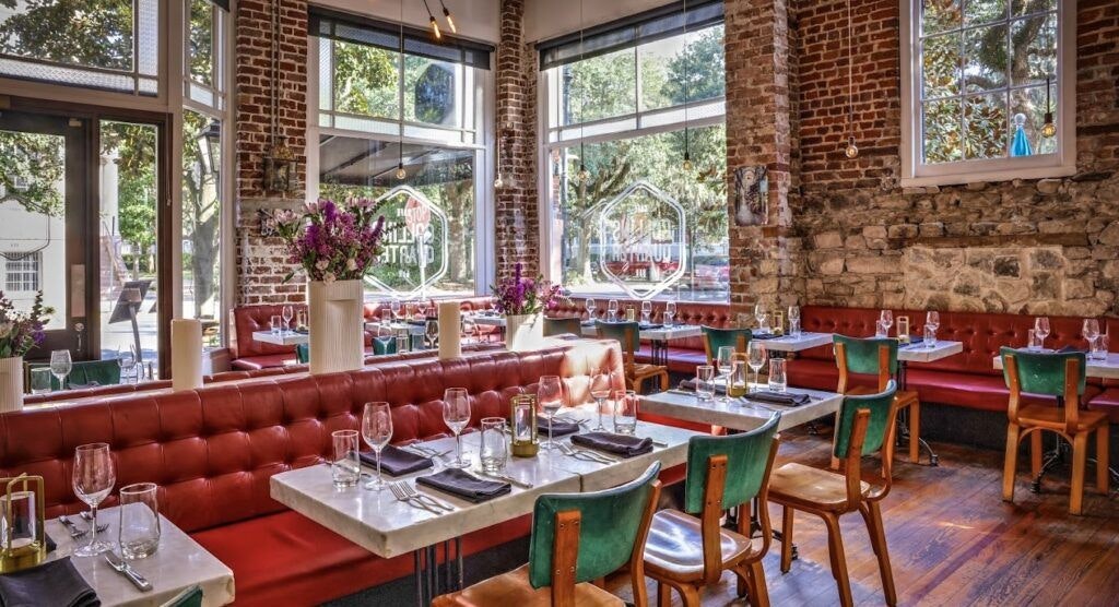 the-collins-quarter-001