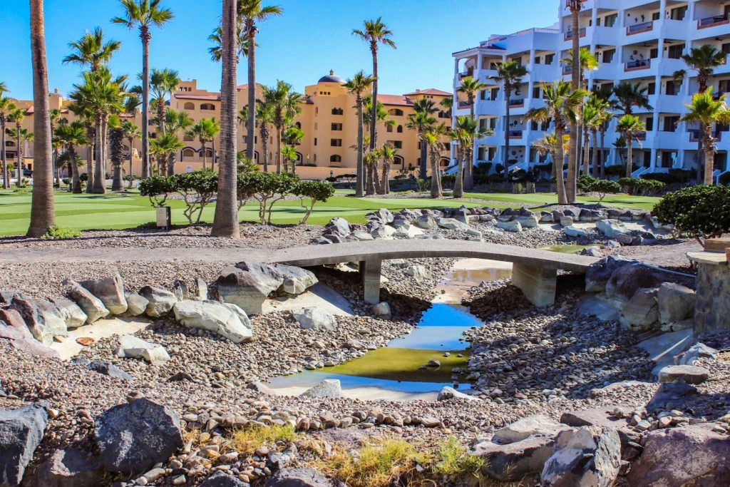 mini-golf-at-casa-blanca-resort-001