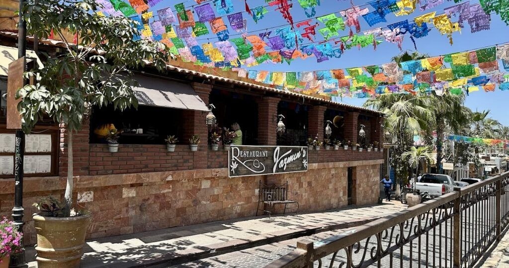 jazmin-s-restaurant-001