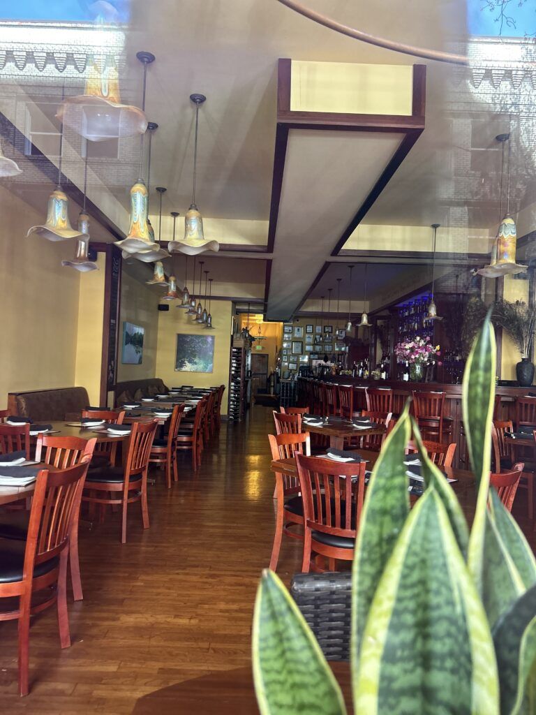 la-rambla-restaurant-and-social-room-004