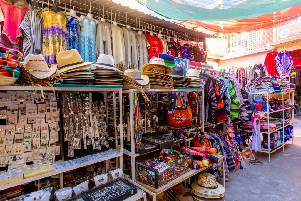 old-port-port-and-shopping-district-018