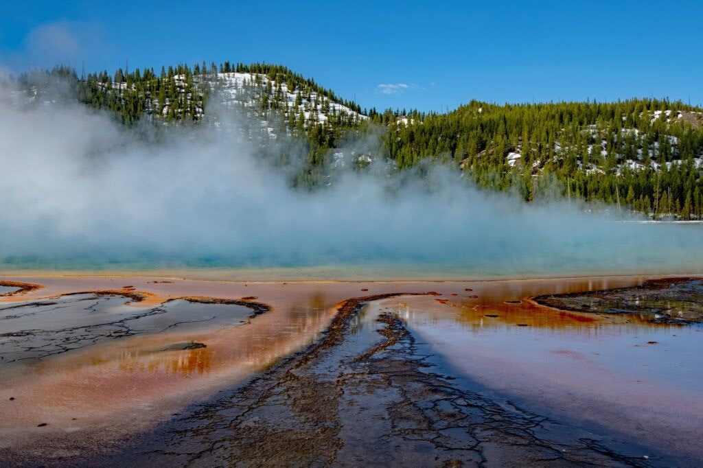 grand-prismatic-spring-004