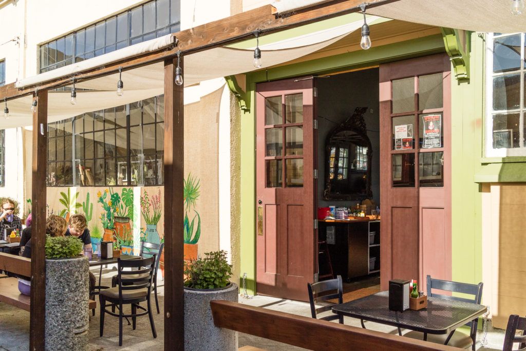 the-pub-at-the-creamery-008