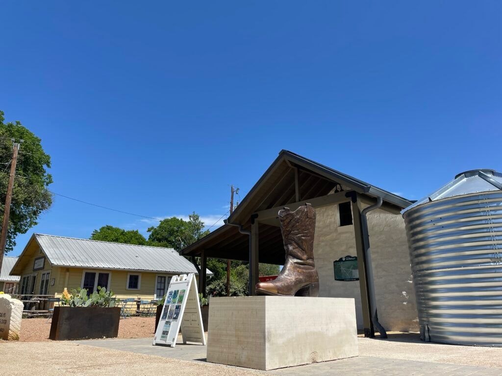 wimberley-square-001